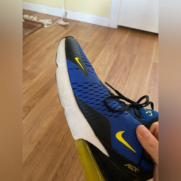 Men’s Nike Air Max 270 Blue and Black - Picture 8 of 9